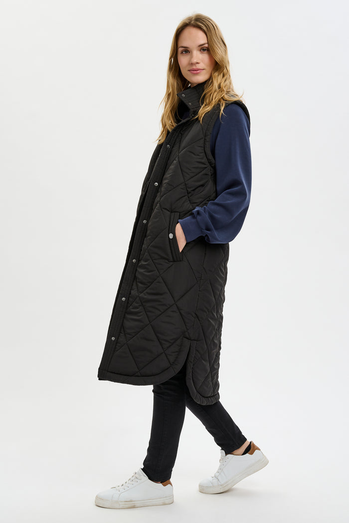 Kaffe Kameria Ultimate Black Quilted Gilet, 10505686