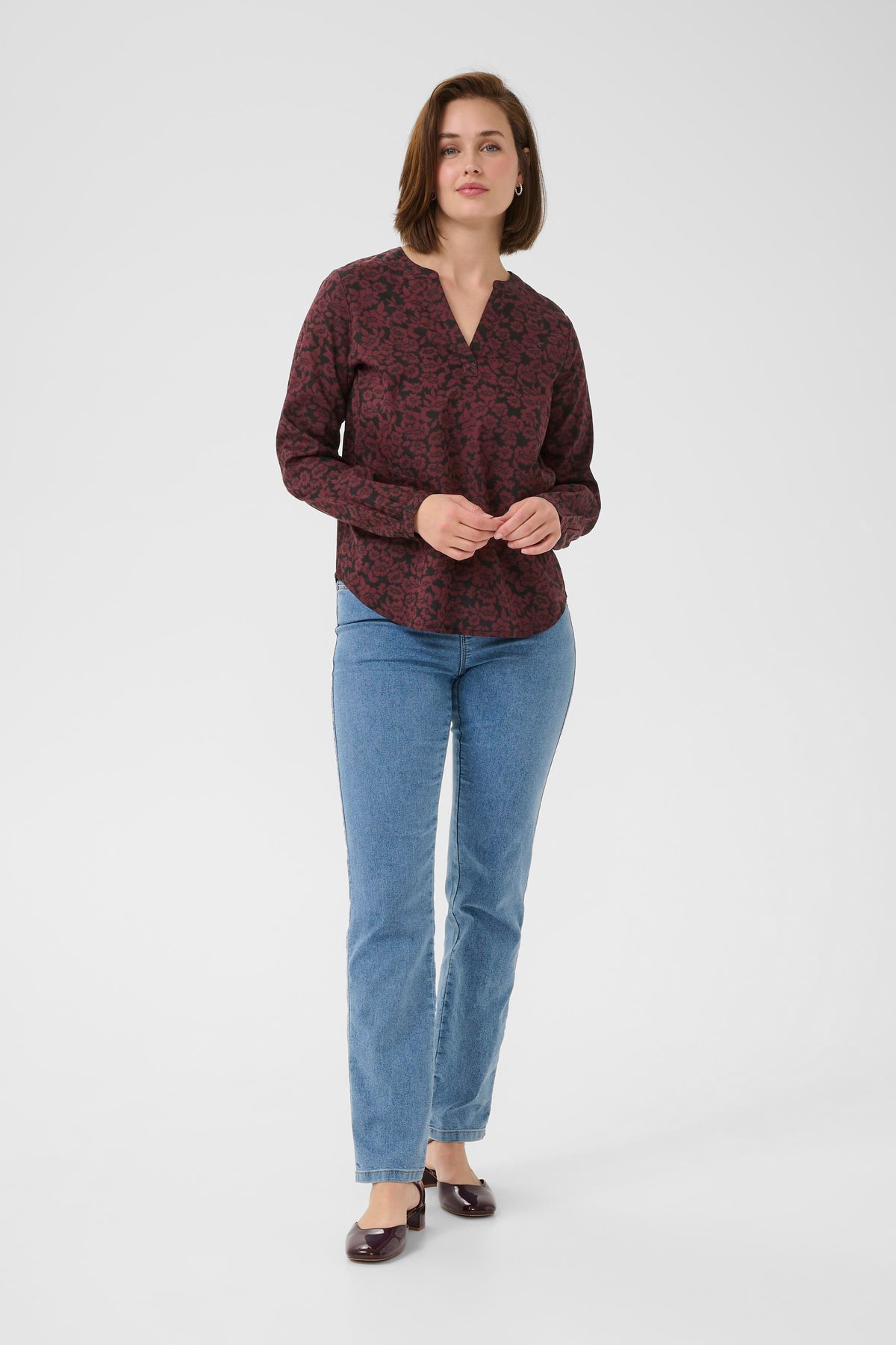 Kaffe Kabeathe Fudge/Black Flower Print V-Neck Blouse, 10508895