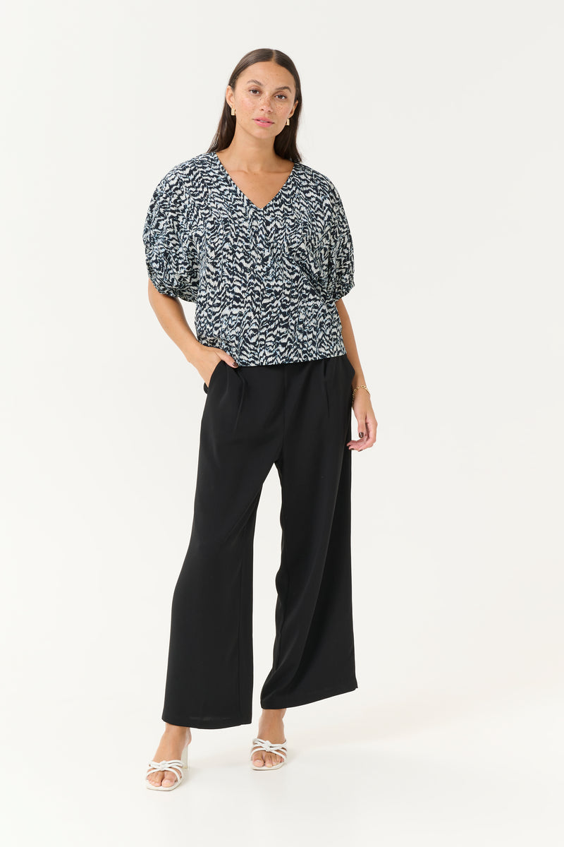 Kaffe Karuffalo Baby Blue/White/Navy Abstract Printed V-Neck Top