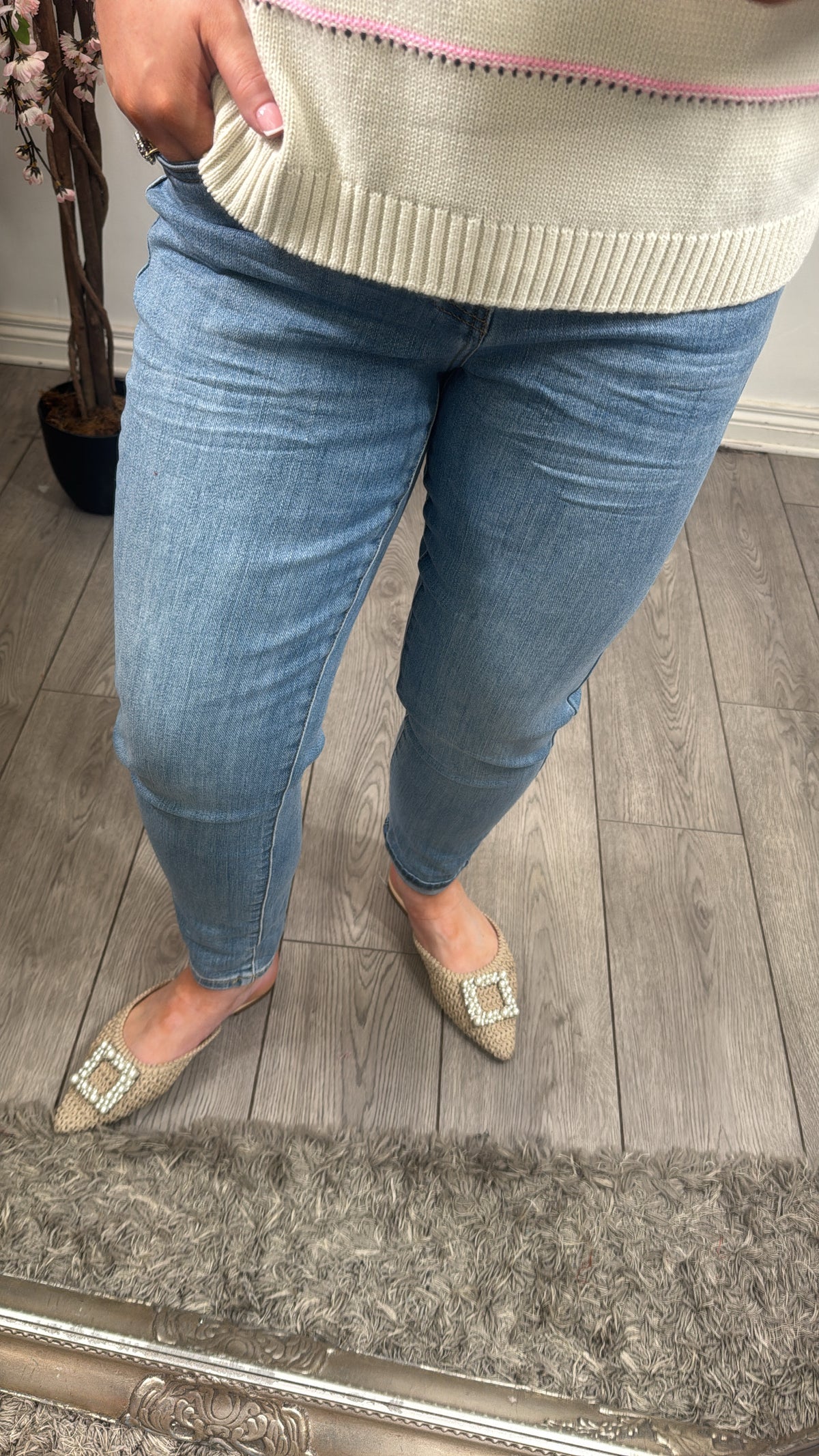 Toxik Highwaisted Boyfriend Medium Blue Denim Cropped Jeans