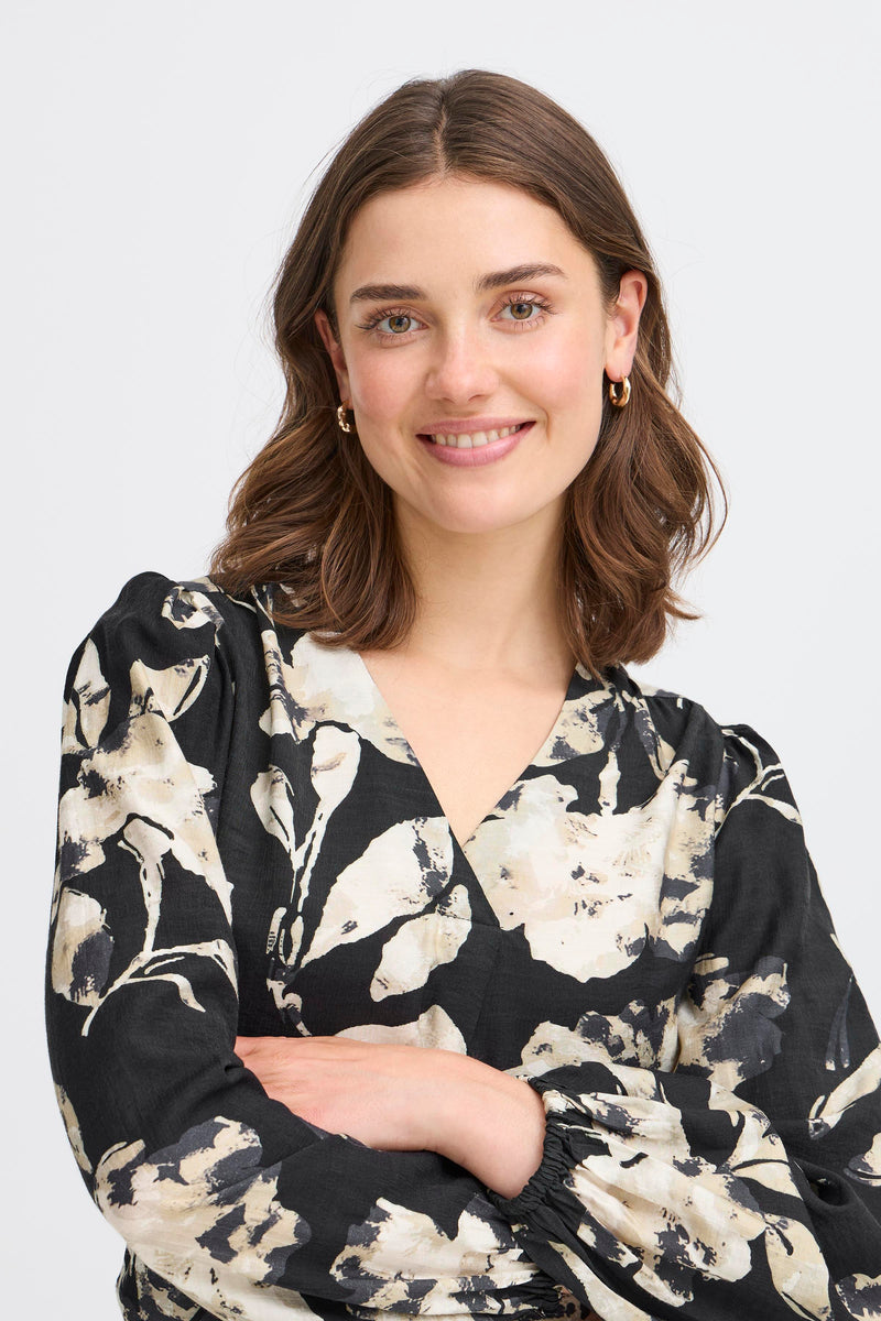 Fransa FrAriana Black Floral V-Neck Blouse