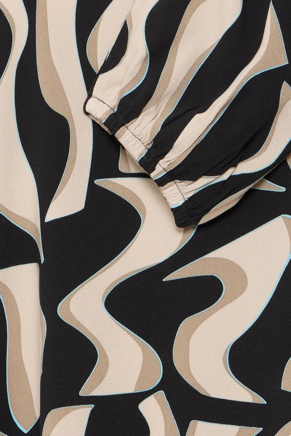 Fransa FrJustini Black Abstract Printed V-Neck Blouse