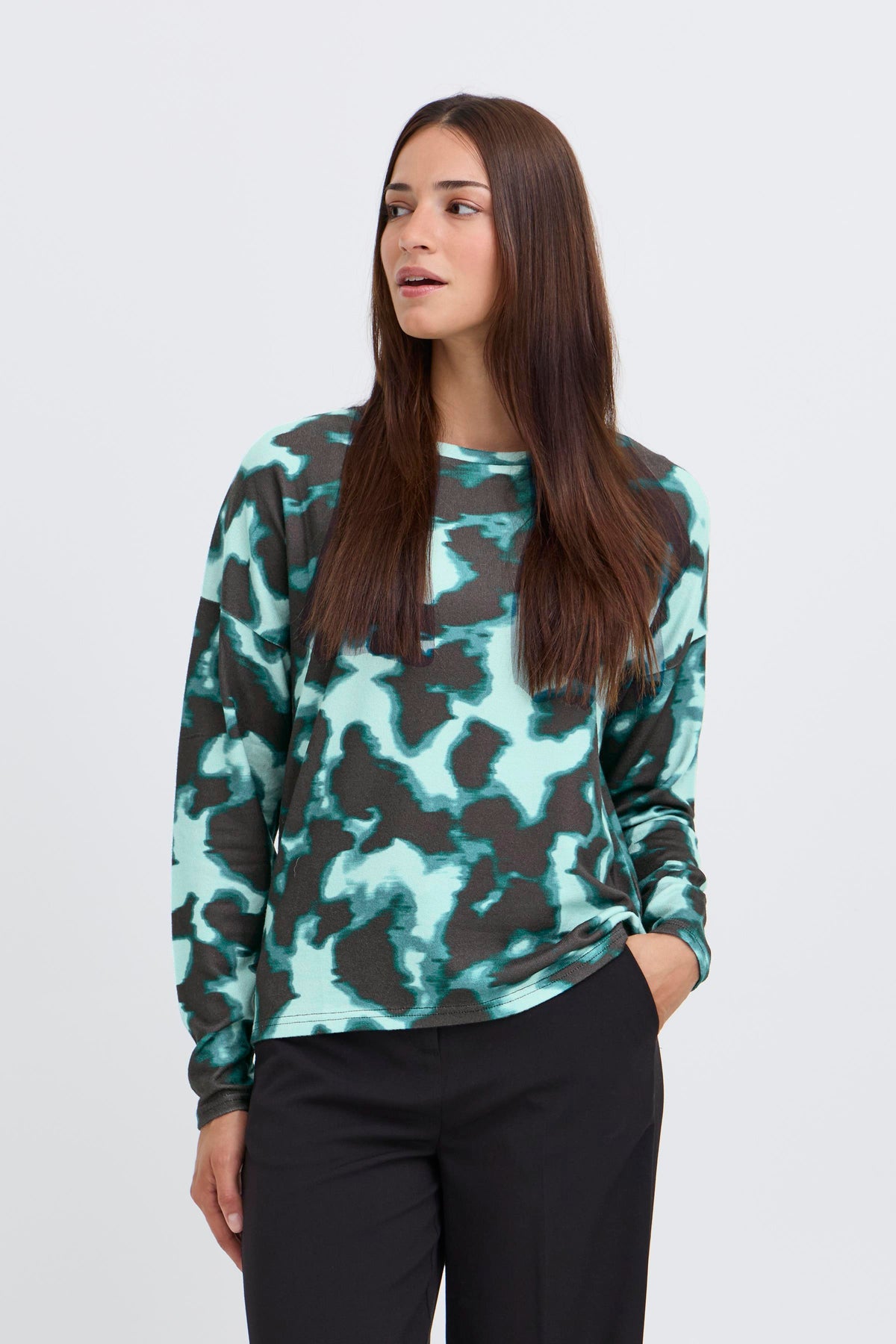 B.Young ByPieta Blurry Green Abstract Printed Knitted Pullover