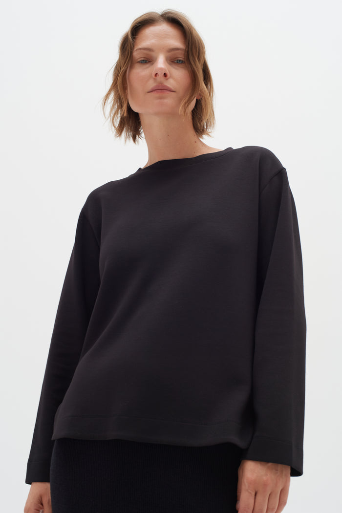 BACK IN STOCK - InWear Gincent Black Modal Supersoft Dipped Hem Sweatshirt