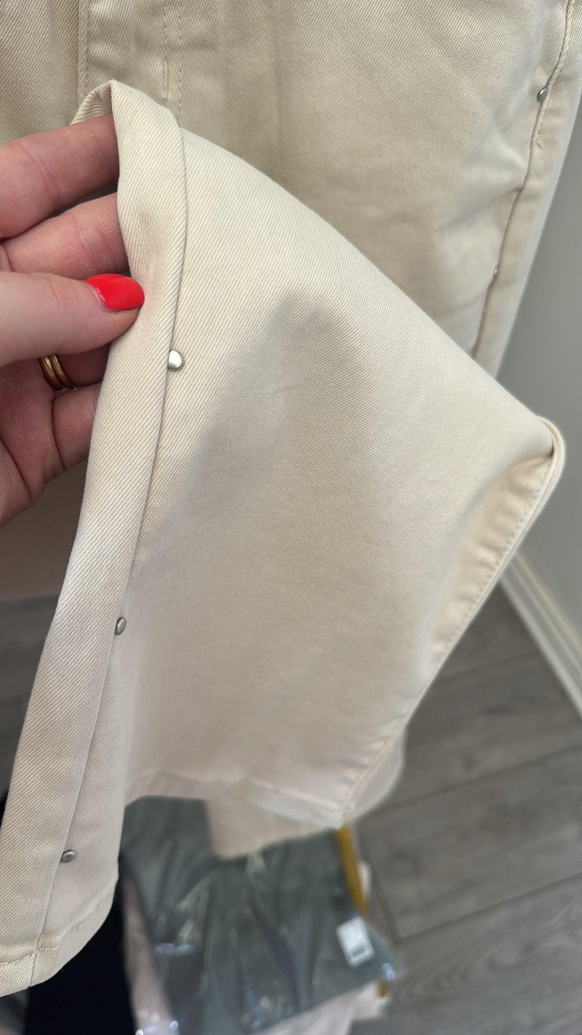 Toxik Highwaisted Wide Leg Culotte Cream Beige Stud Cropped Jeans