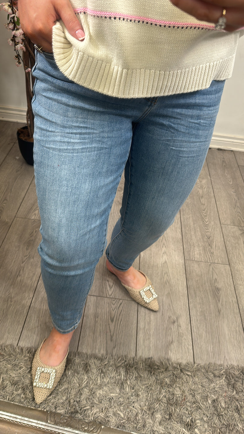 Toxik Highwaisted Boyfriend Medium Blue Denim Cropped Jeans