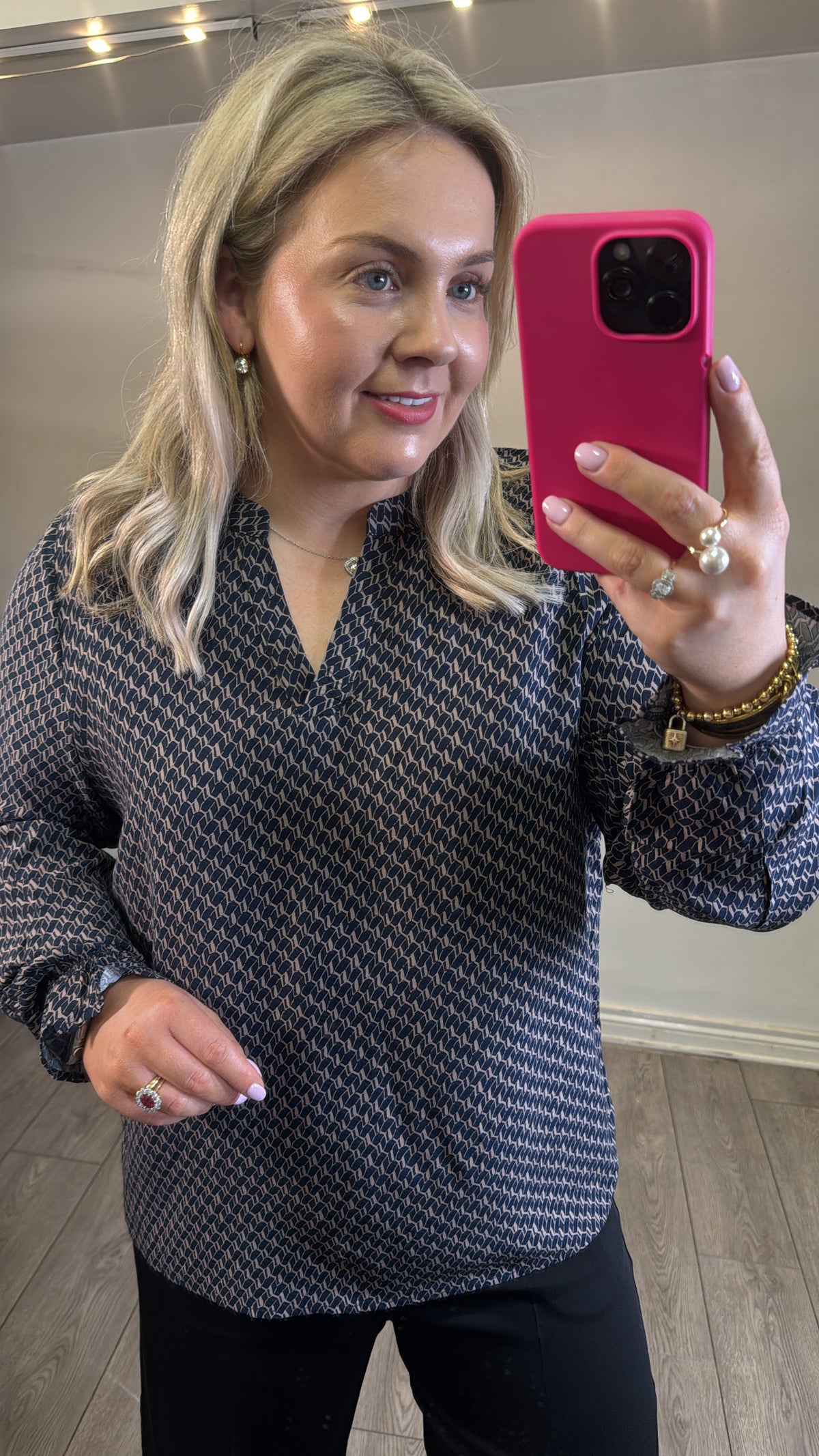 Fransa FrFlowy Desert Taupe Abstract Printed V-Neck Top