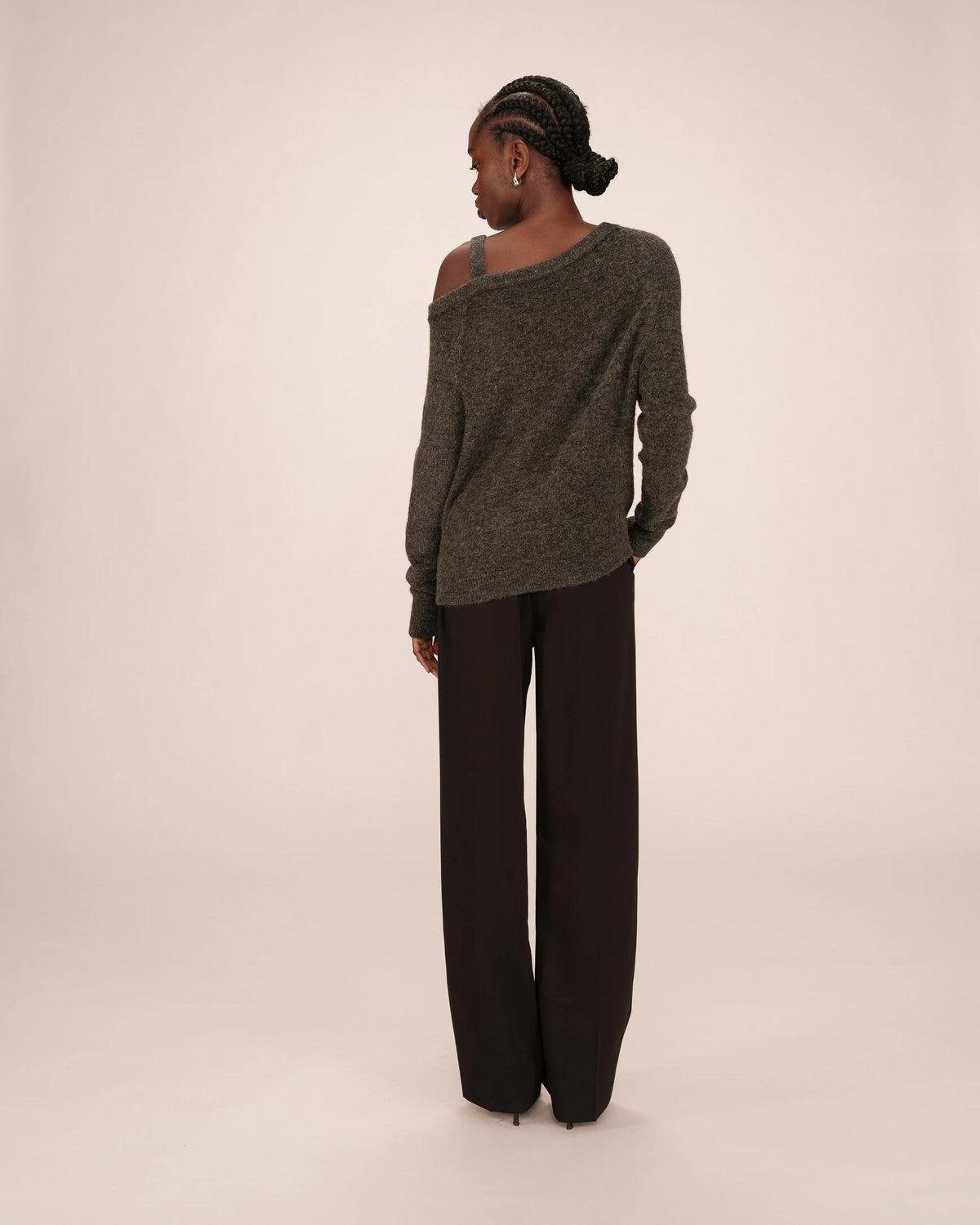 Grace & Mila Samantha Anthracite Grey Off the Shoulder Knit