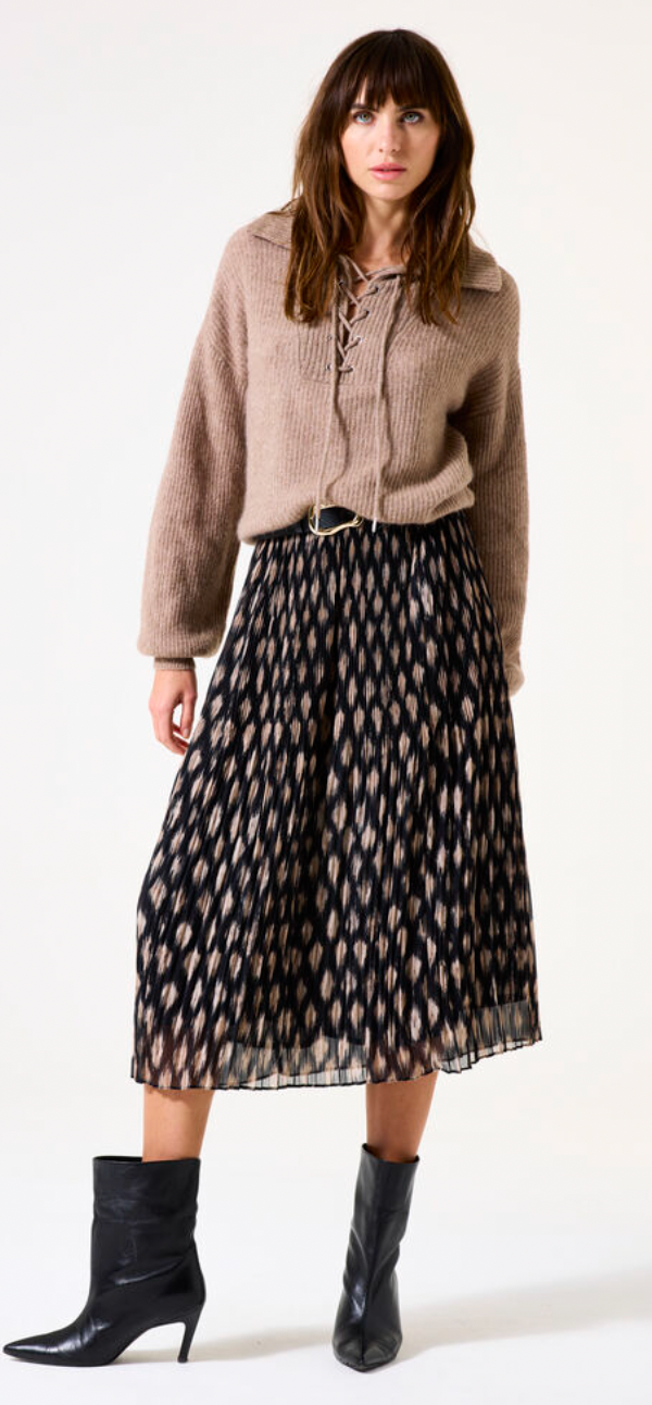 Garcia Taupe Beige Collar Knit with Lace Up Detailing, I50244