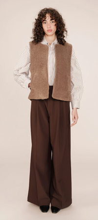Grace & Mila Sinatra Taupe Brown Teddy Gilet