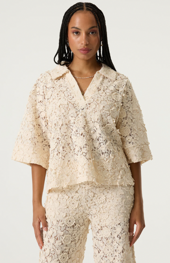 Garcia Cream Lace Embroidered V-Neck Oversized Blouse , Q260036